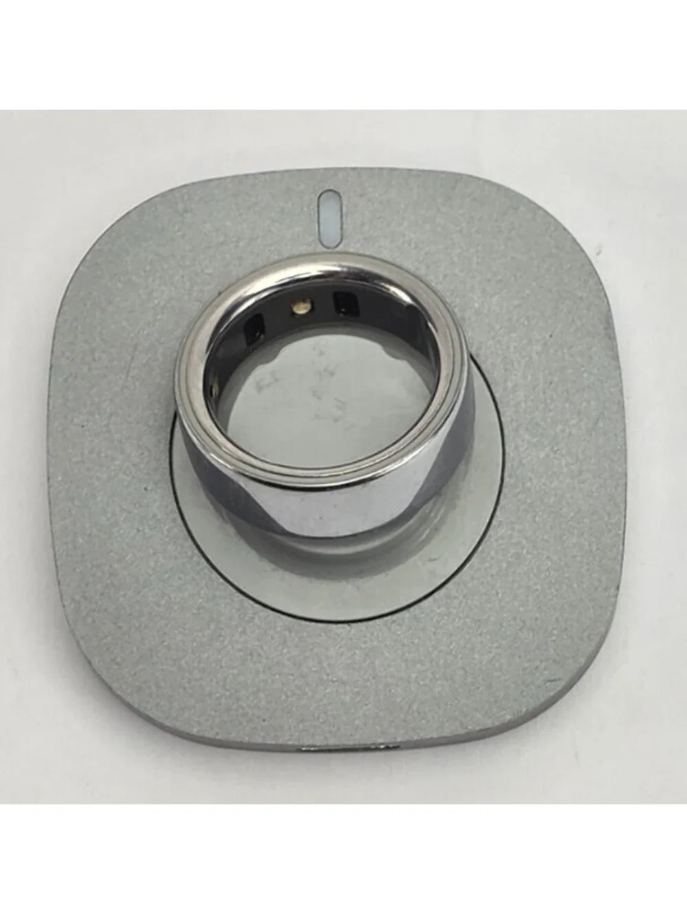 Oura Ring Gen4 Silver Size 9 Smart Fitness Ring w/ Charger USB-C Box Tested